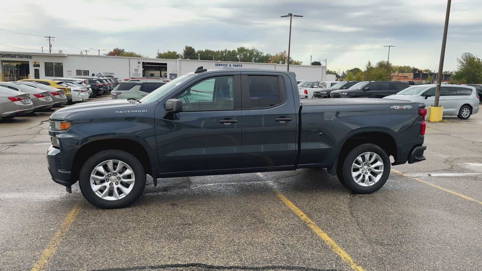 Certified Used 2019 SHADOW GRAY METALLIC Chevrolet Custom image 9