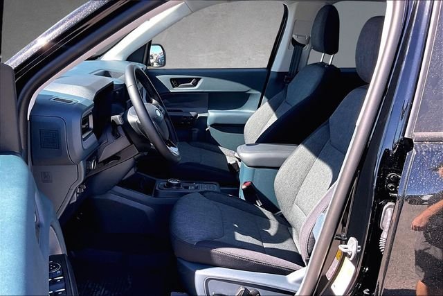 New 2025 Shadow Black Ford XLT image 9