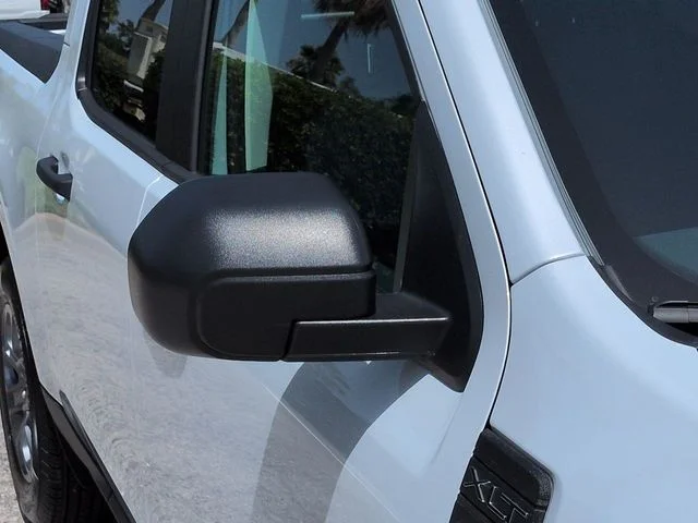 New 2026 Space White Metallic Ford XLT image 12