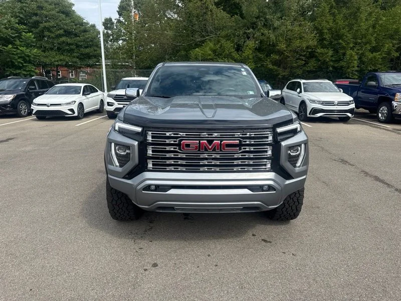 Used 2024 Silver GMC Denali image 13
