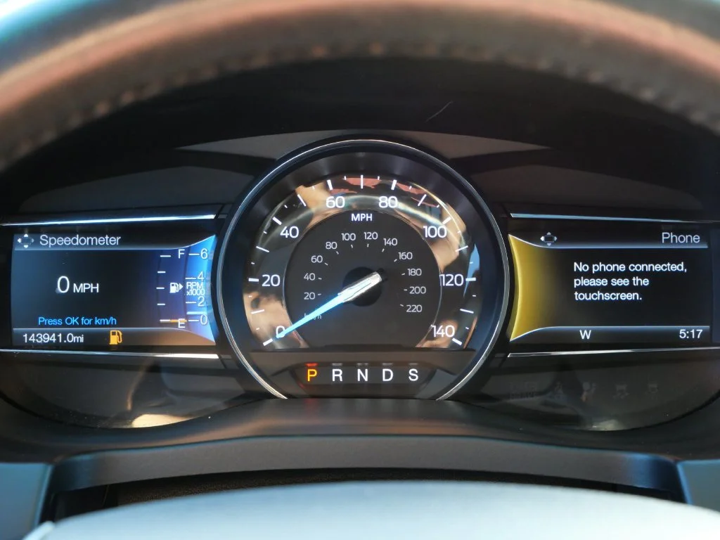 Used 2016 Gray Ford Limited image 24