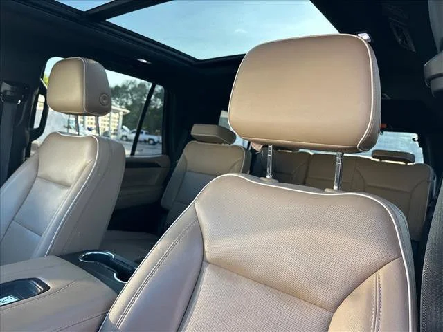 Used 2021 SUMMIT WHITE Chevrolet Premier image 26
