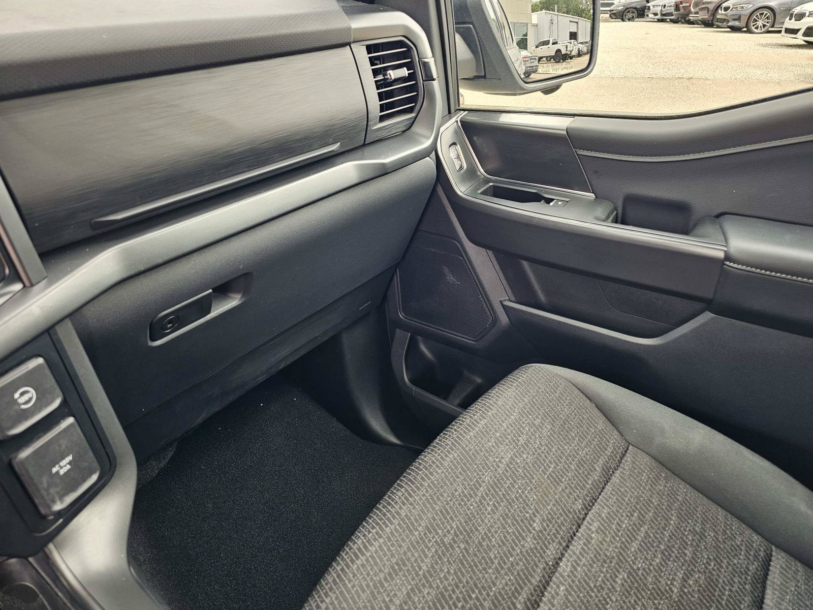 2024 Ford F-150 XLT - Photo 29