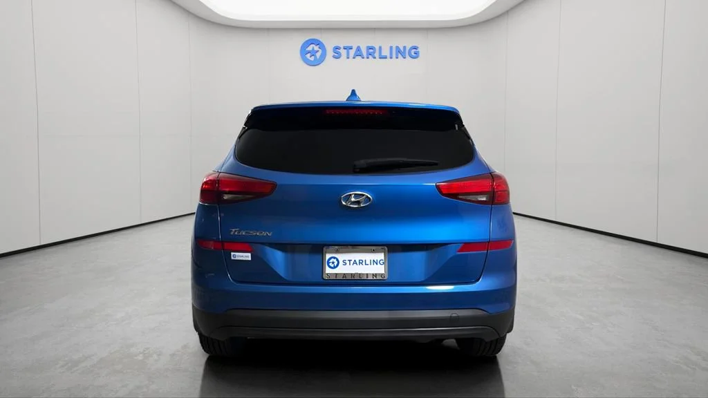 Used 2019 Blue Hyundai SE image 8