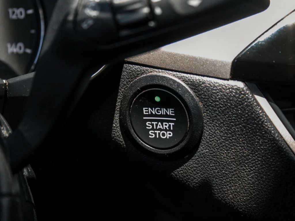 Used 2022 Iconic Silver Metallic Ford SEL Hybrid image 18