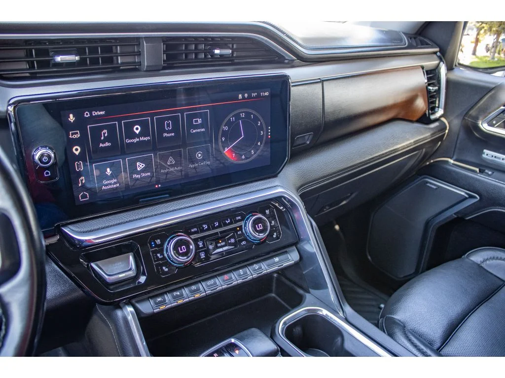 Used 2024 Onyx Black GMC Denali image 43