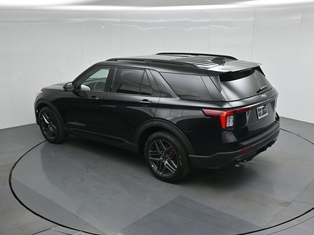 New 2026 Agate Black Metallic Ford ST image 42