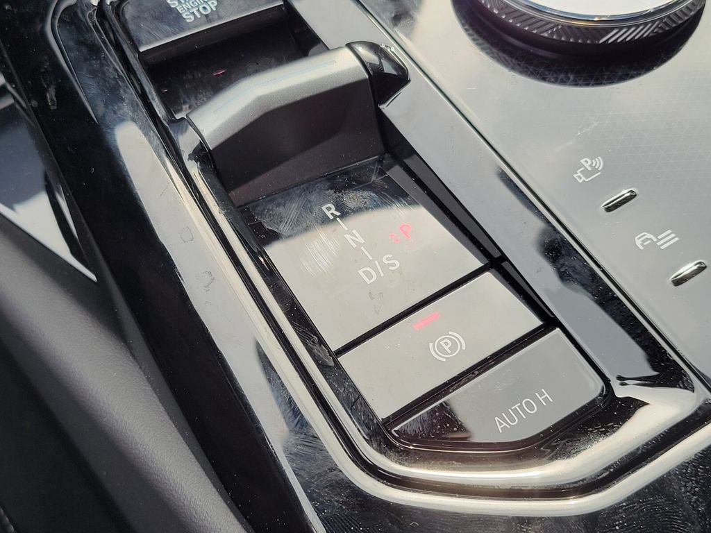 2026 BMW 5 Series 530i - Photo 26