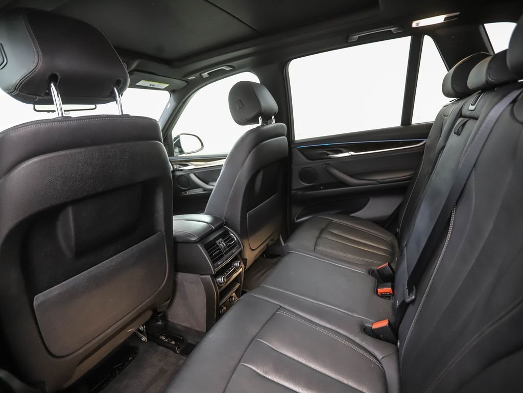 Used 2018 Space Gray Metallic BMW xDrive35i image 21