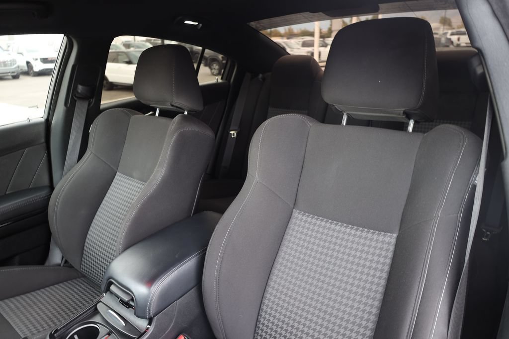 Used 2022 Pitch Black Clearcoat Dodge R/T image 16