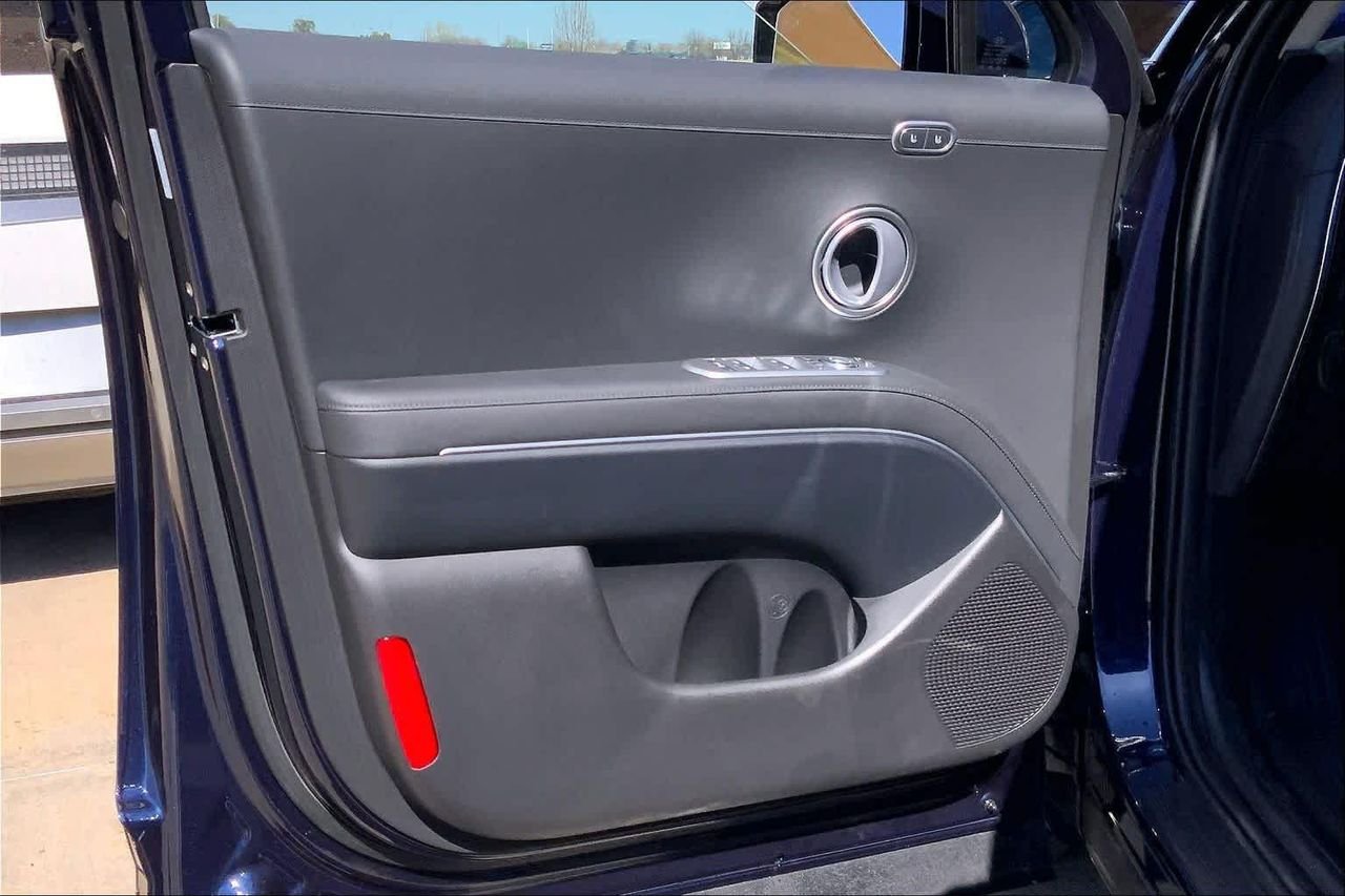 New 2026 Classy Blue Pearl Hyundai Limited FWD image 10