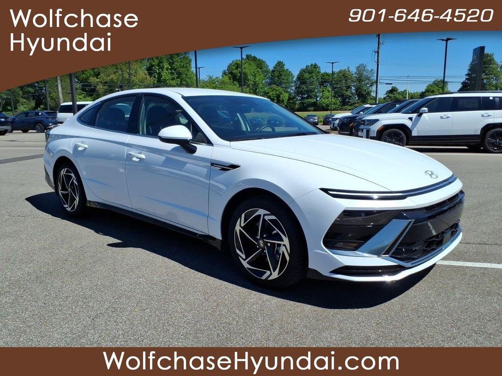New 2026 White Hyundai SEL Sport image 7