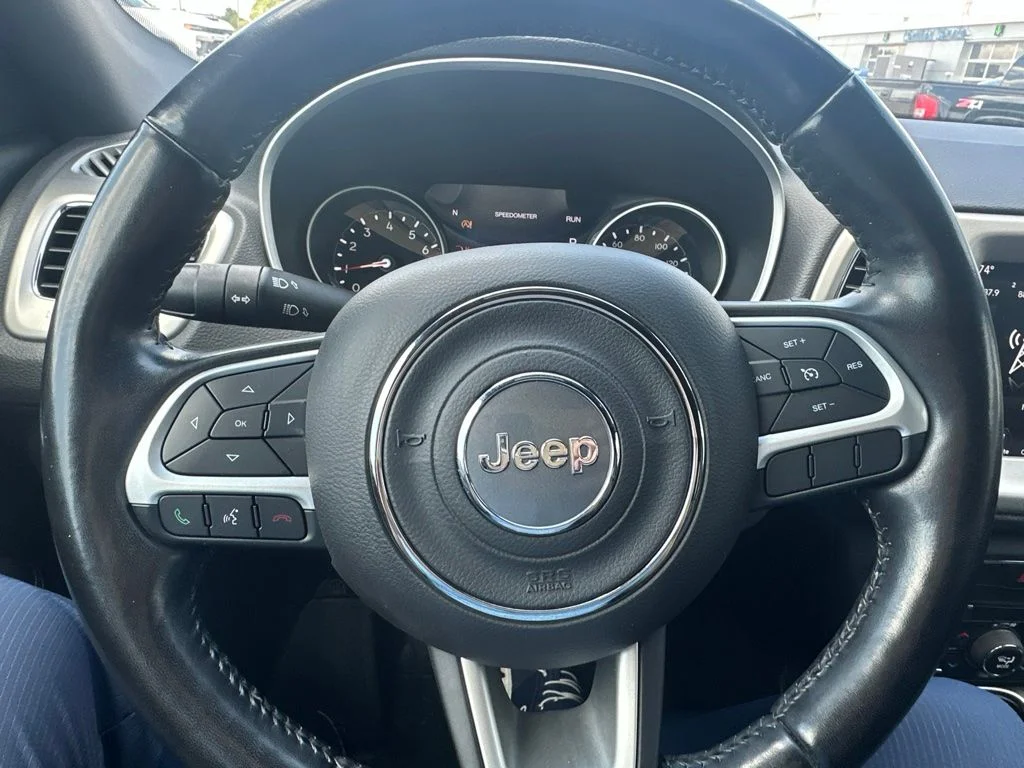 Used 2020 White Jeep Limited image 12