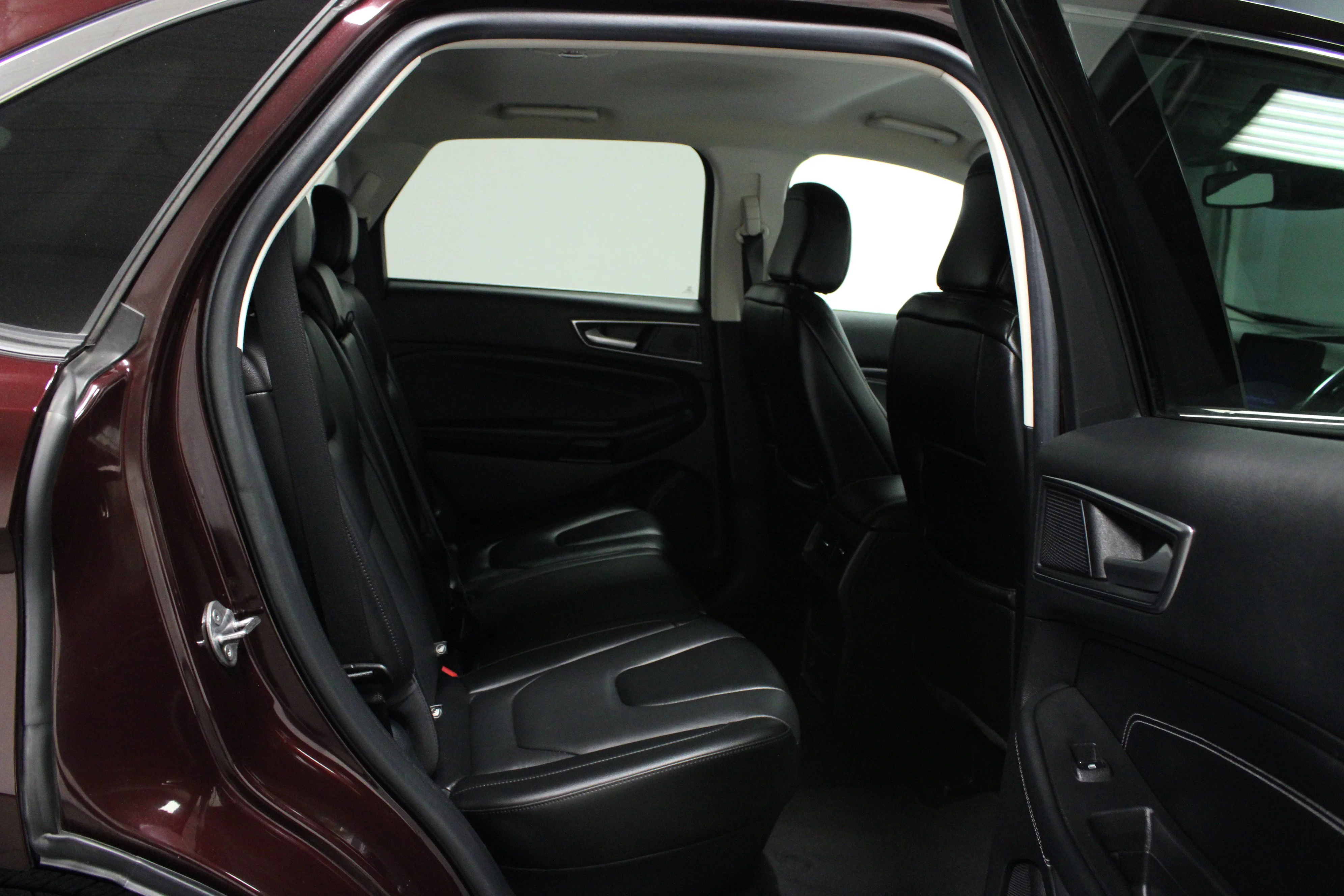 Used 2021 Burgundy Ford Titanium image 15