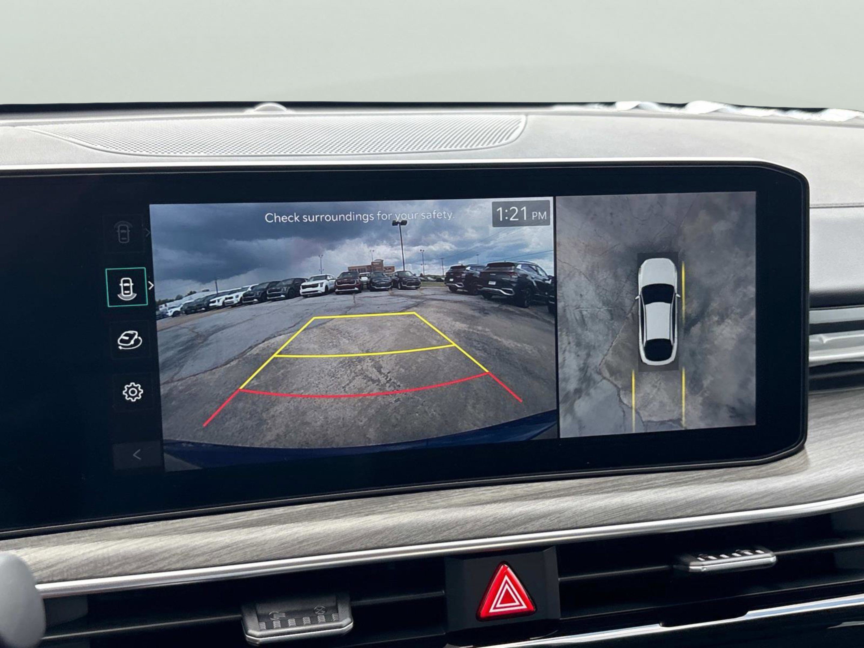 2025 Kia K5 EX - Photo 28