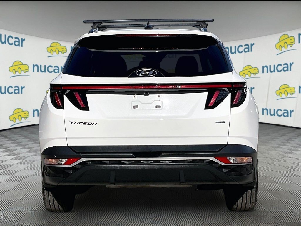 Used 2024 White Hyundai SEL image 5
