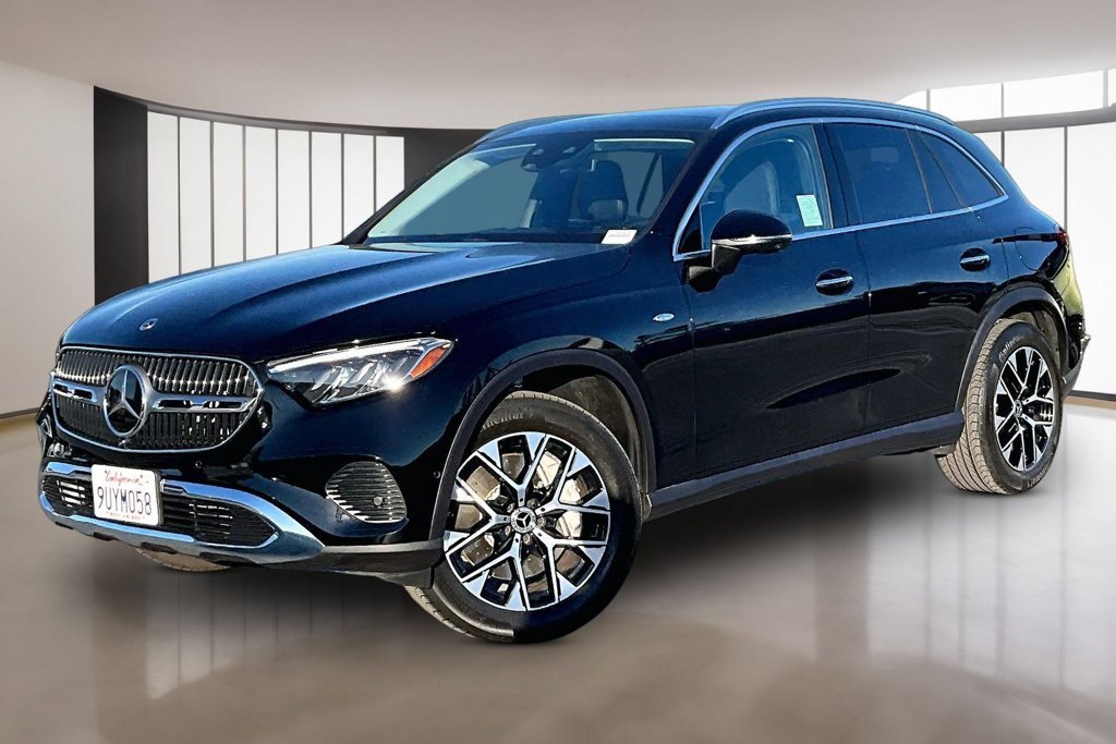 2025 Mercedes-Benz GLC