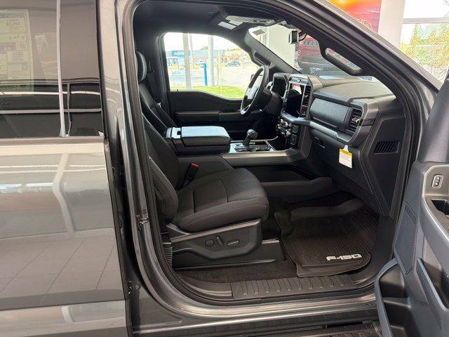 New 2026 Carbonized Gray Metallic Ford XLT image 51