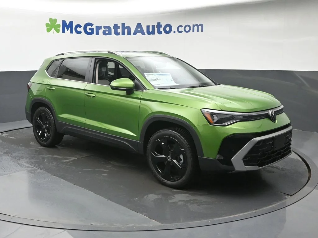 New 2026 Green Volkswagen 1.5T SEL image 2