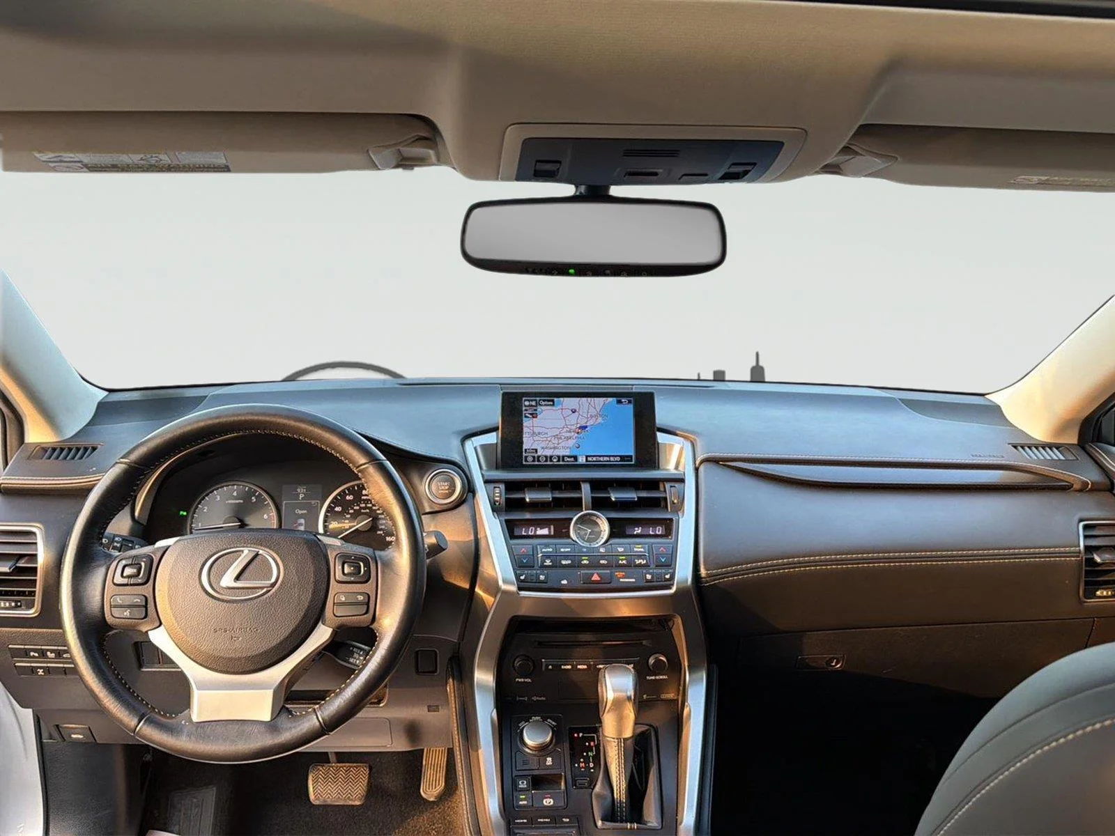 Used 2015 Silver Lining Metallic LEXUS  image 17