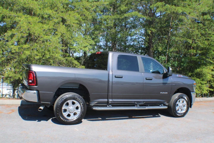 Used 2025  Ram Big Horn image 2