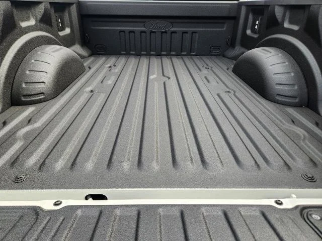 New 2026 Star White Metallic Tri-Coat Ford F-250® Lariat® image 46