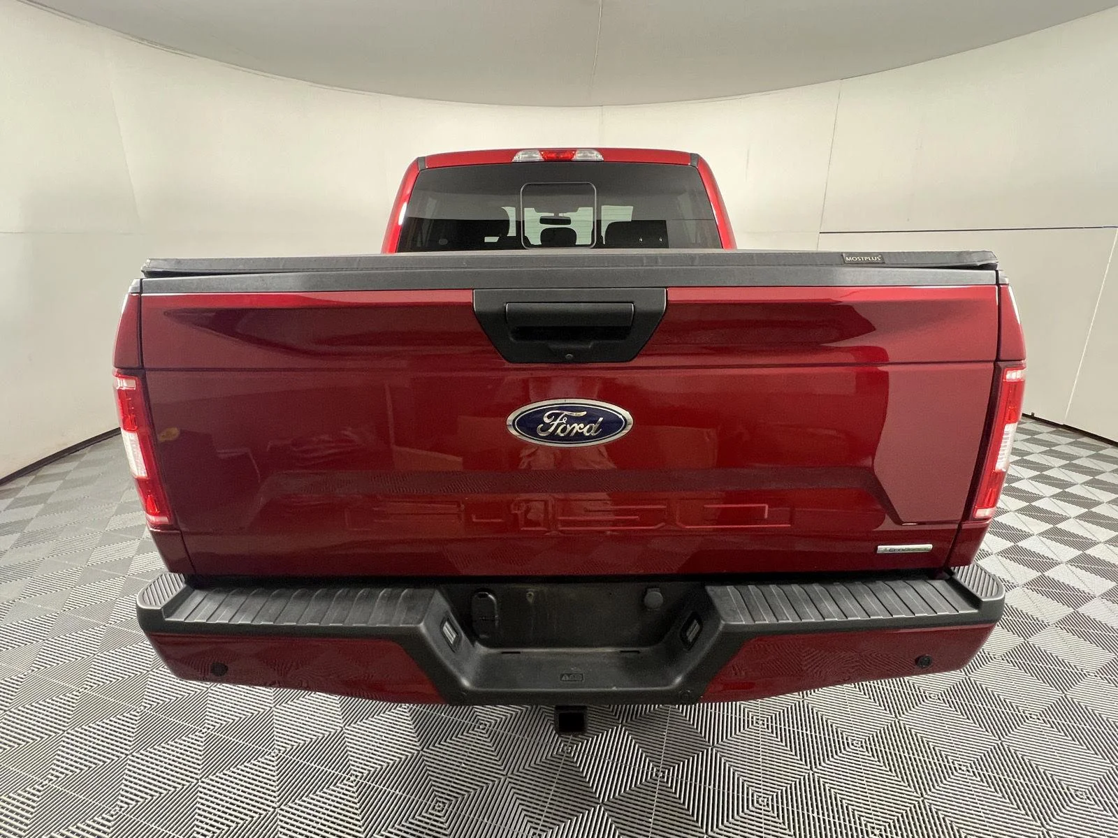 Used 2020 Rapid Red Metallic Tinted Clearcoat Ford XLT image 9