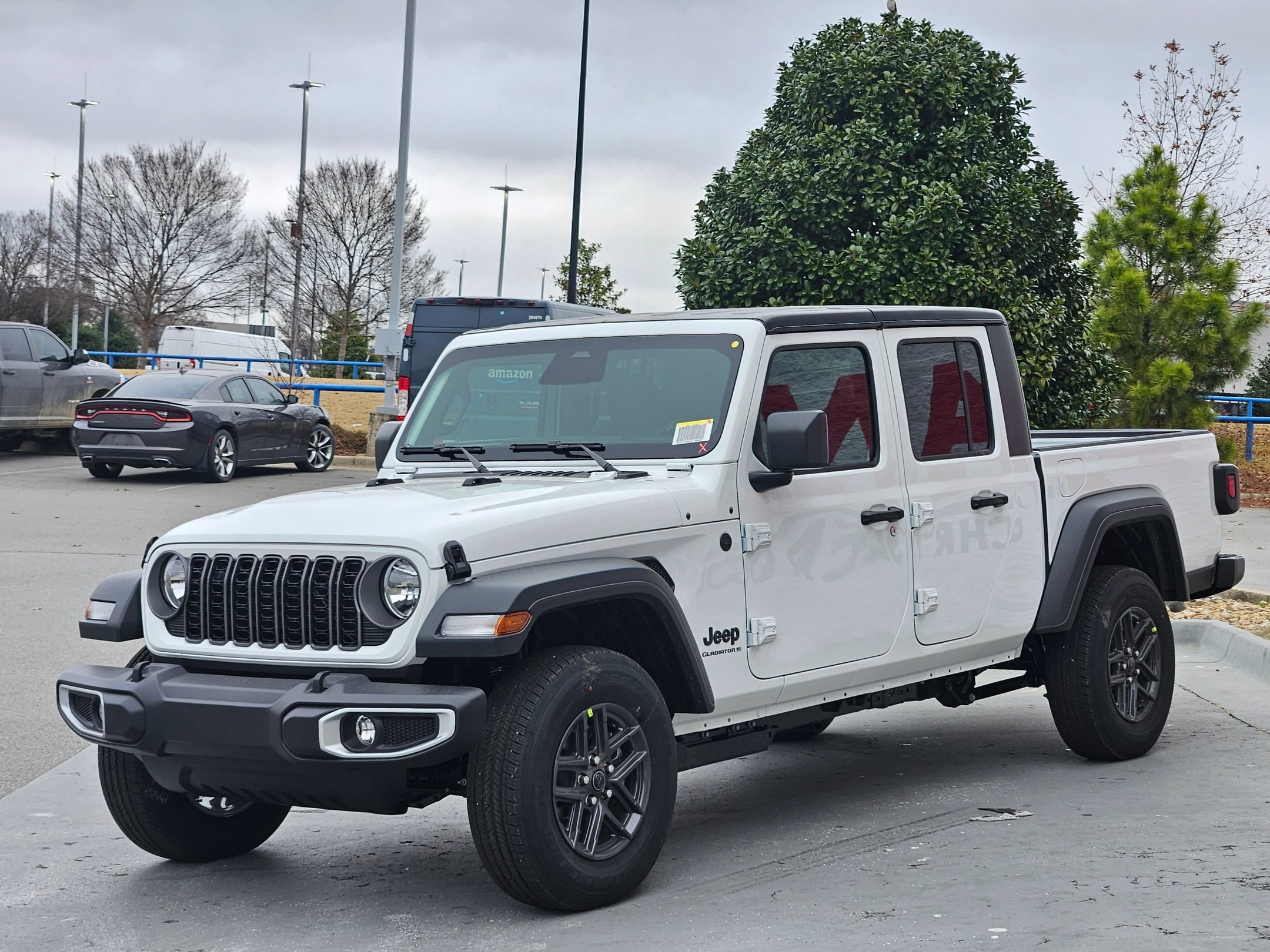 New 2026 Bright White Clear-Coat Exterior Paint Jeep Sport S image 3