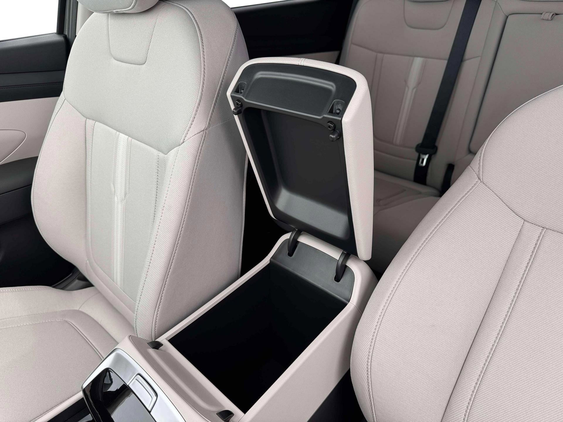 New 2026 Hampton Gray Hyundai SEL FWD image 19