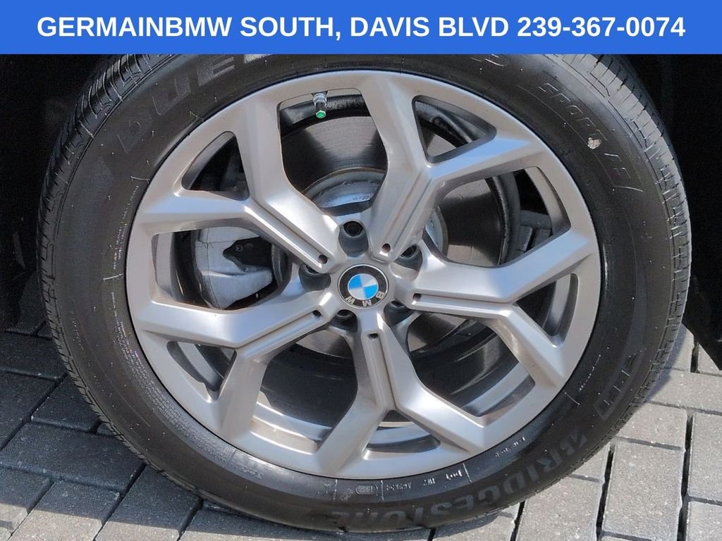 Certified Used 2023 Phytonic Blue Metallic BMW xDrive30i image 12