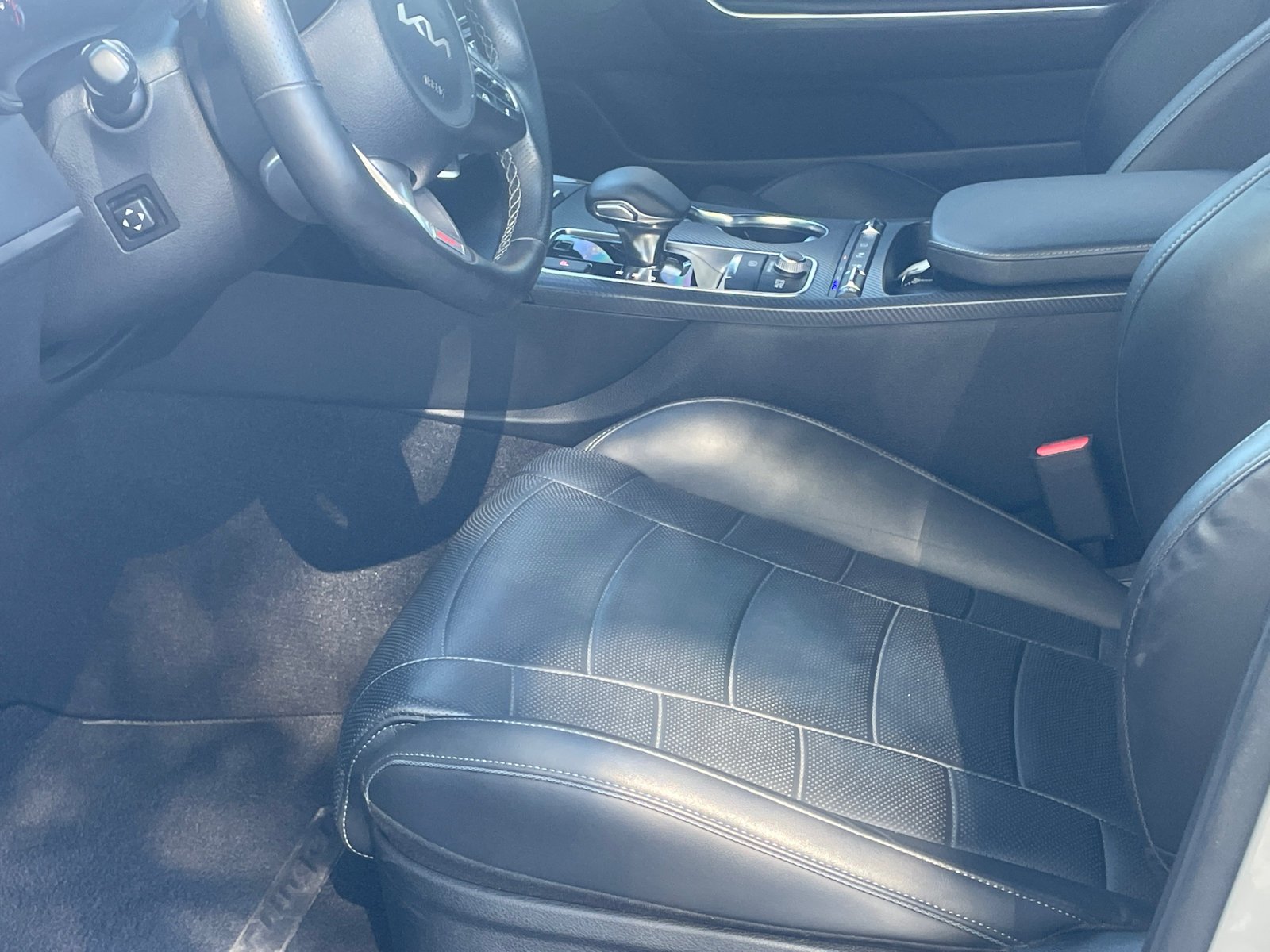 Used 2022 Ceramic Silver Kia GT2 image 10