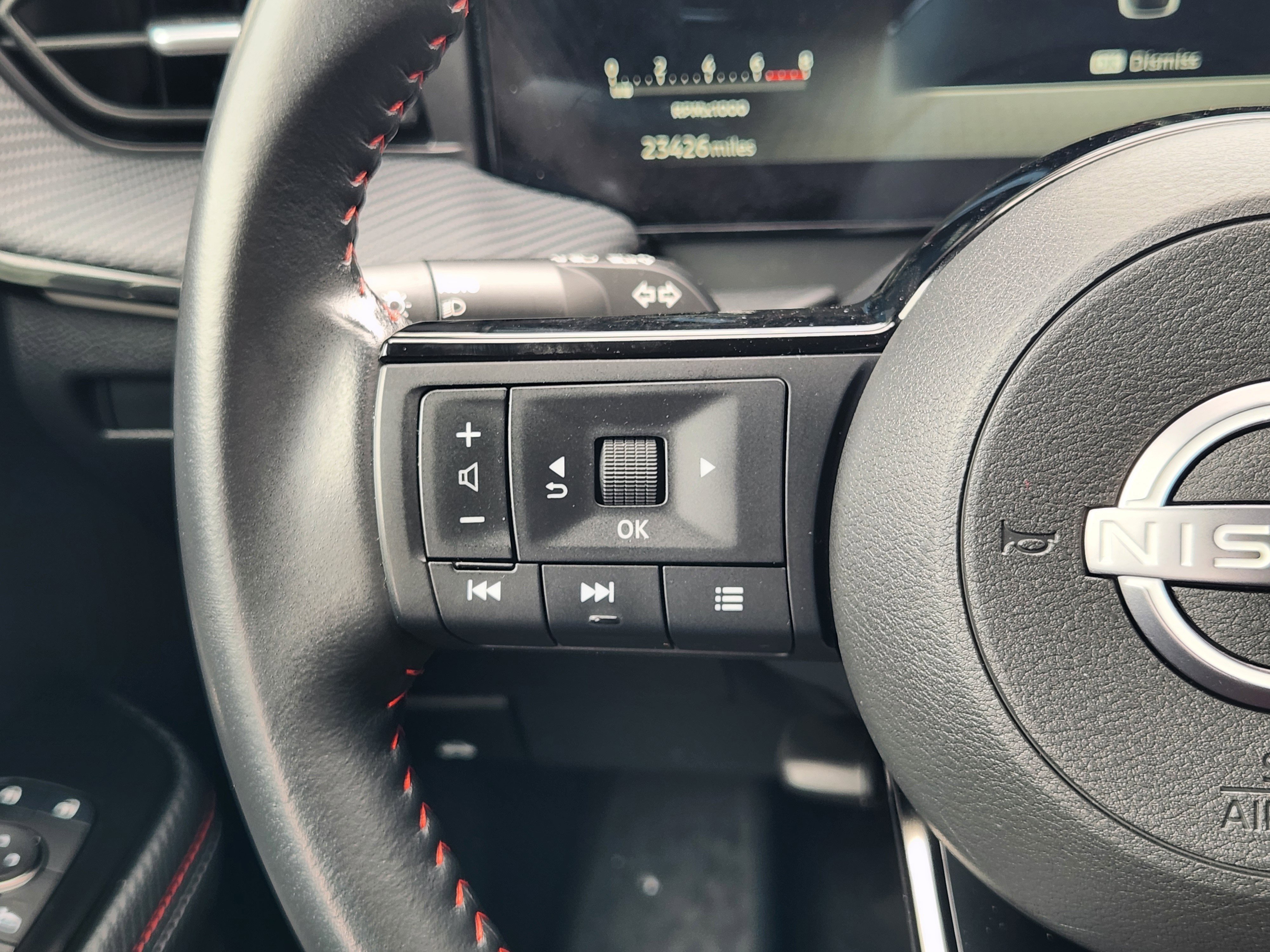 Certified Used 2025  Nissan SR image 27