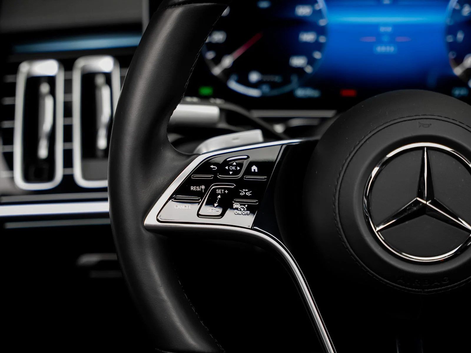Used 2023  Mercedes-Benz Maybach S 680 image 49