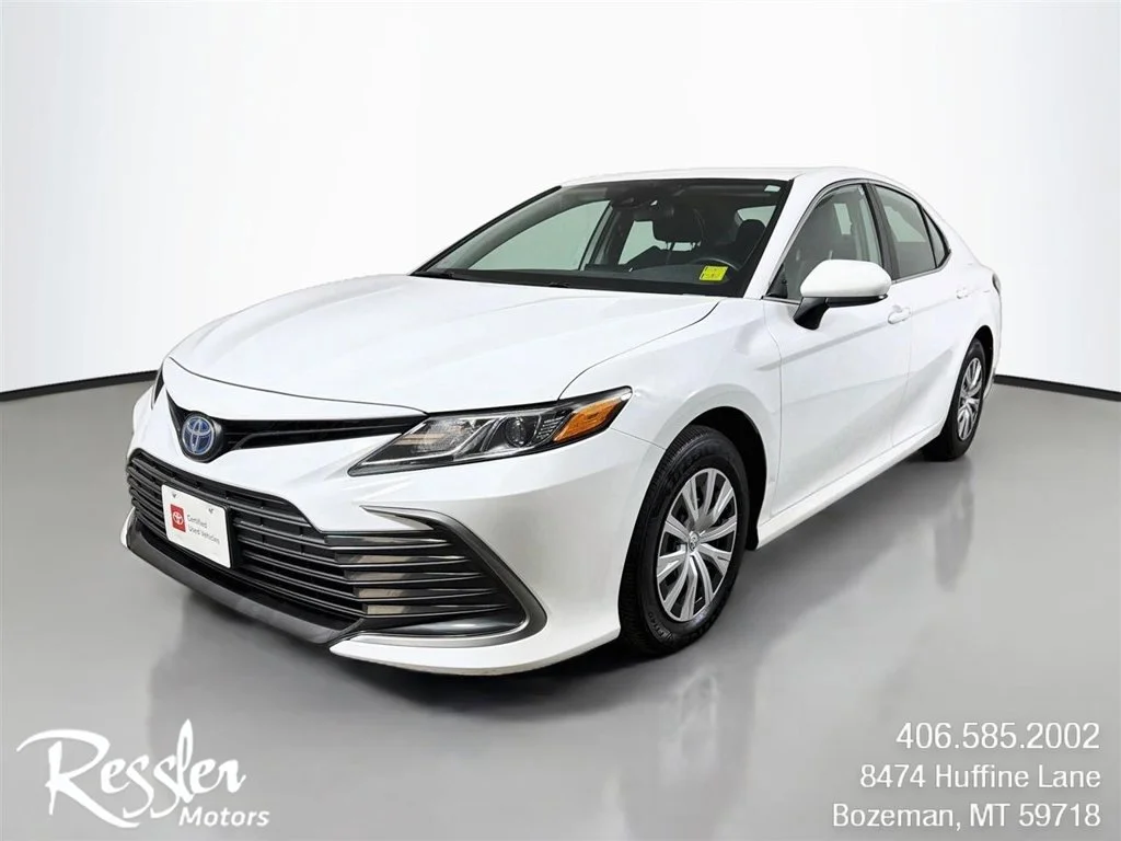 2022 Toyota Camry LE