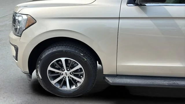 Used 2018 Gold Ford XLT image 35