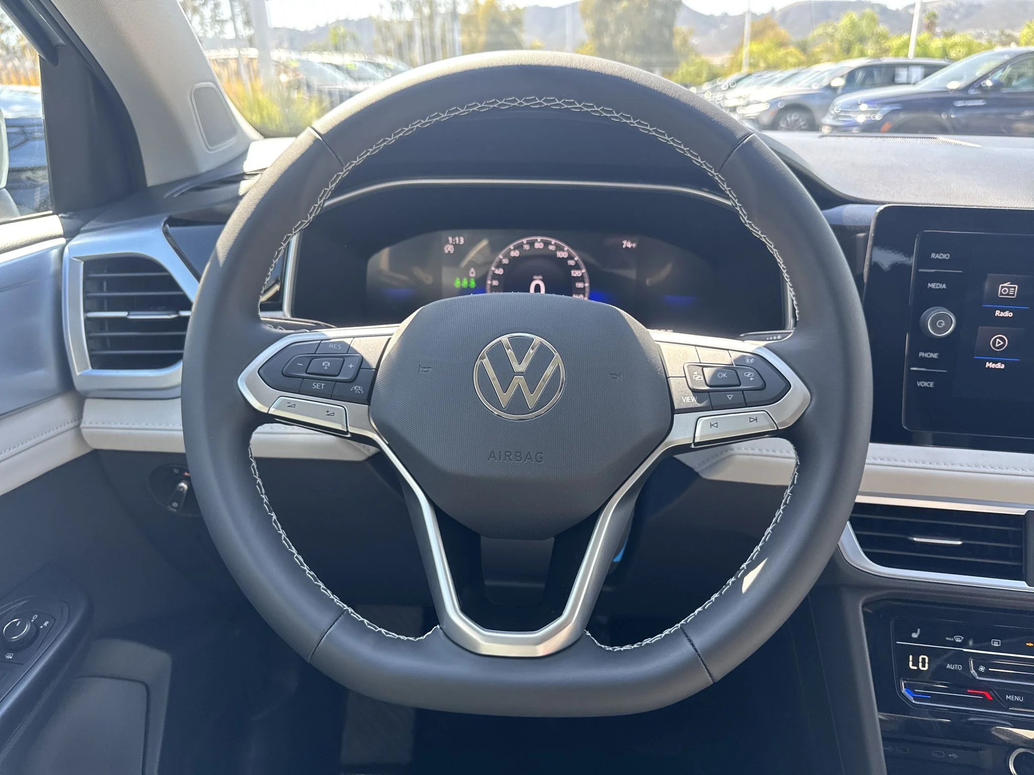 New 2027 Monument Gray Volkswagen SE image 17
