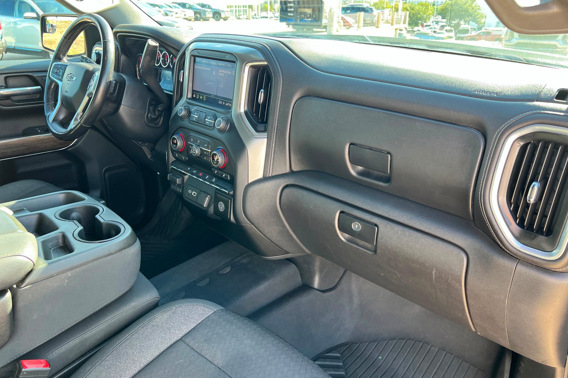 2020 Chevrolet Silverado 1500 RST - Photo 24
