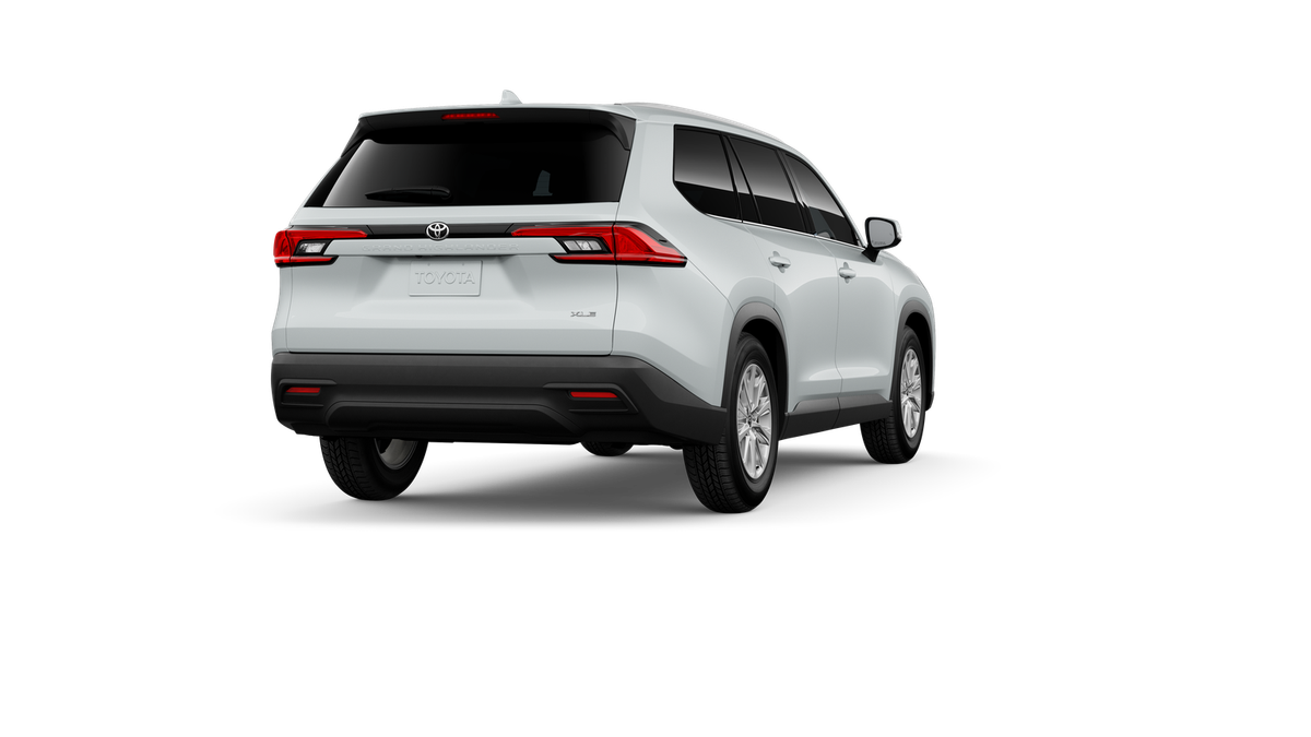 New 2026 Wind Chill Pearl Toyota XLE image 9