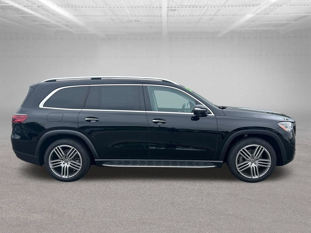 Used 2026 Black Mercedes-Benz GLS 450 image 6