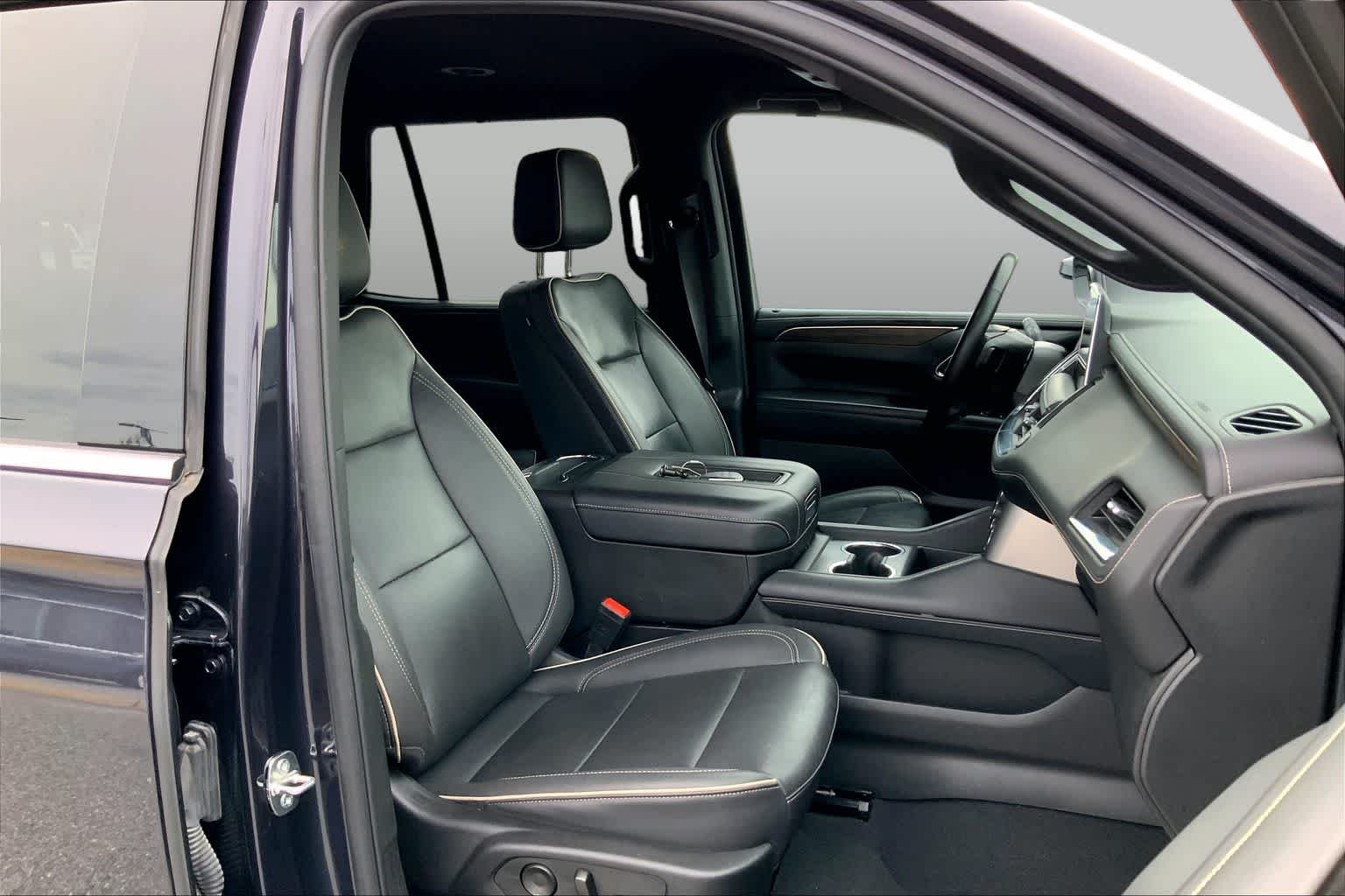 Used 2024 Dark Ash Metallic Chevrolet Premier image 9