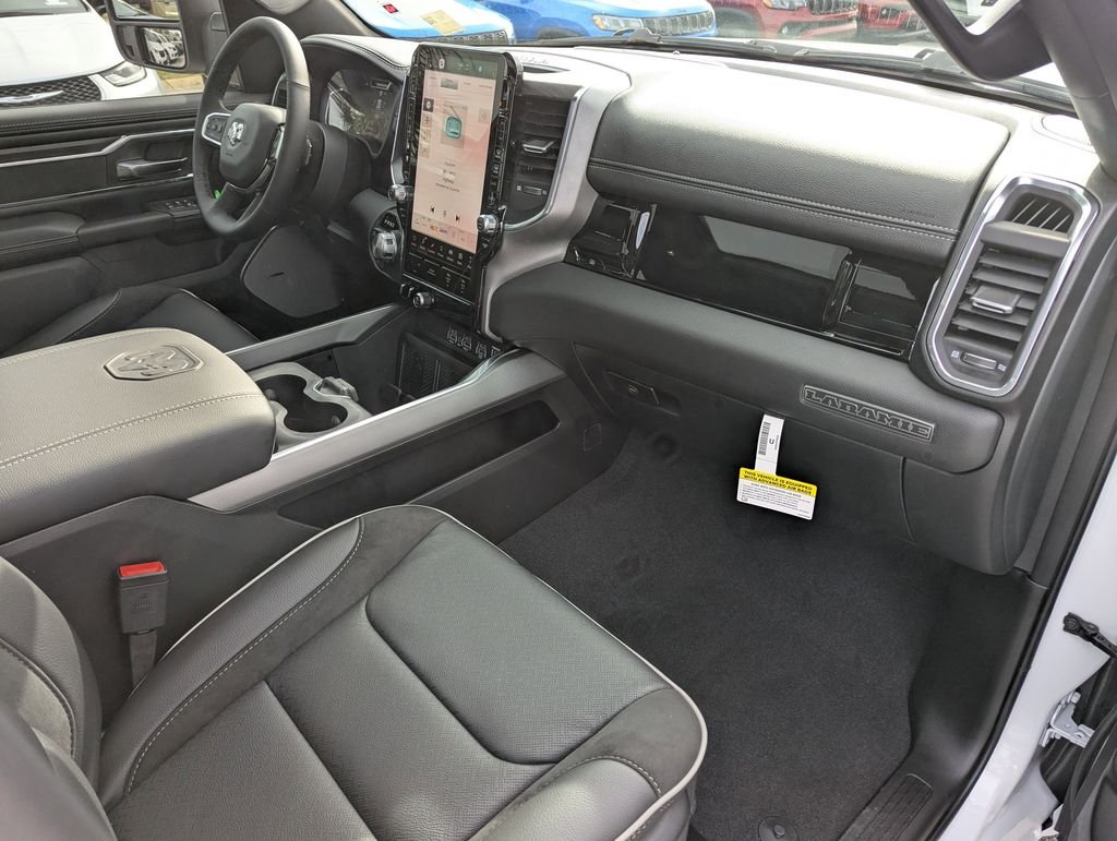 New 2026 Bright White Clear-Coat Exterior Paint Ram Laramie image 35