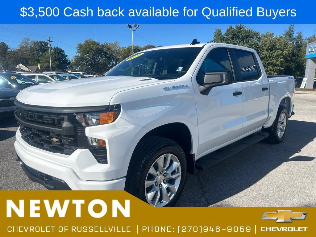 New 2026 Summit White Chevrolet Custom image 3