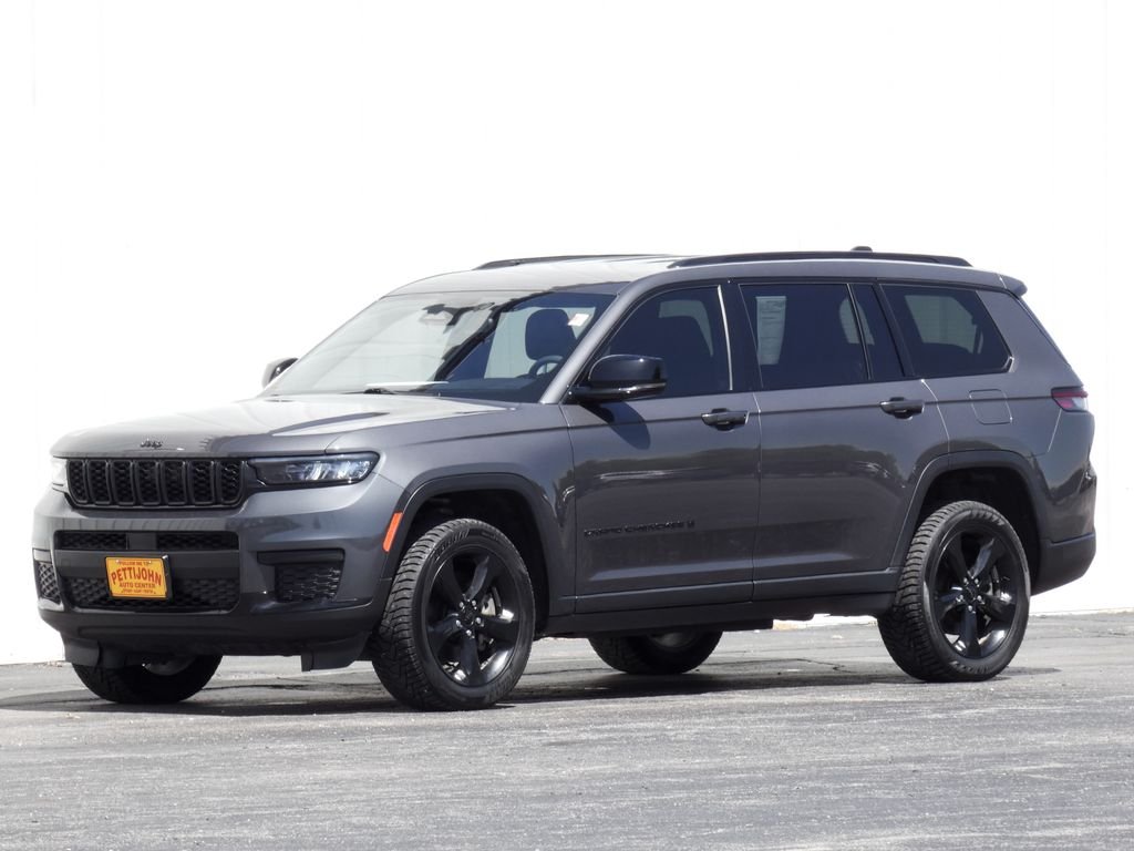 Used 2023 Gray Jeep Altitude image 38