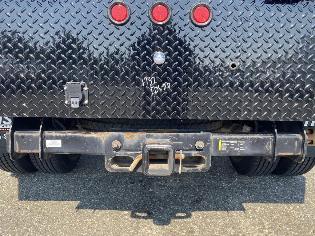 Used 2022 White Ford XL image 55