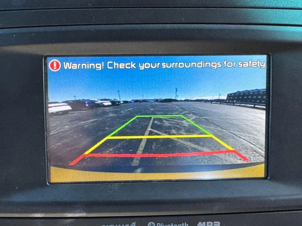 Used 2014 Yellow Kia Plus image 22