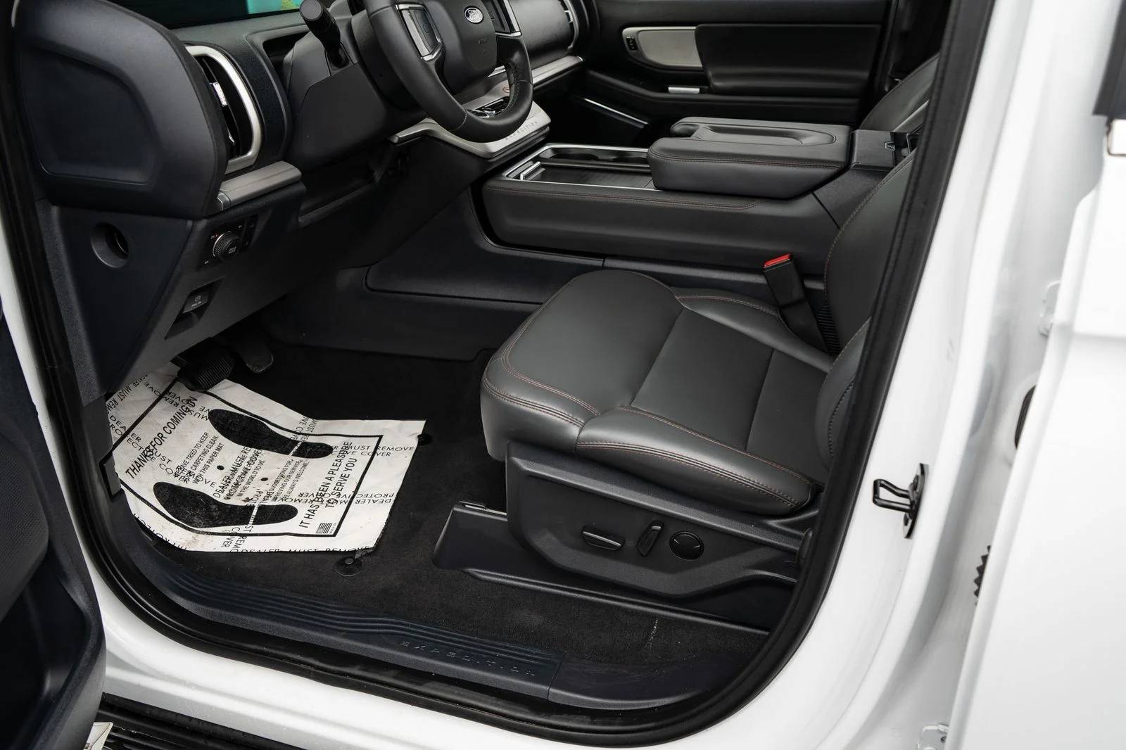 Used 2025 White Ford Active image 18