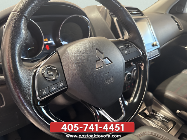 Used 2023 White Mitsubishi 2.0 LE image 31