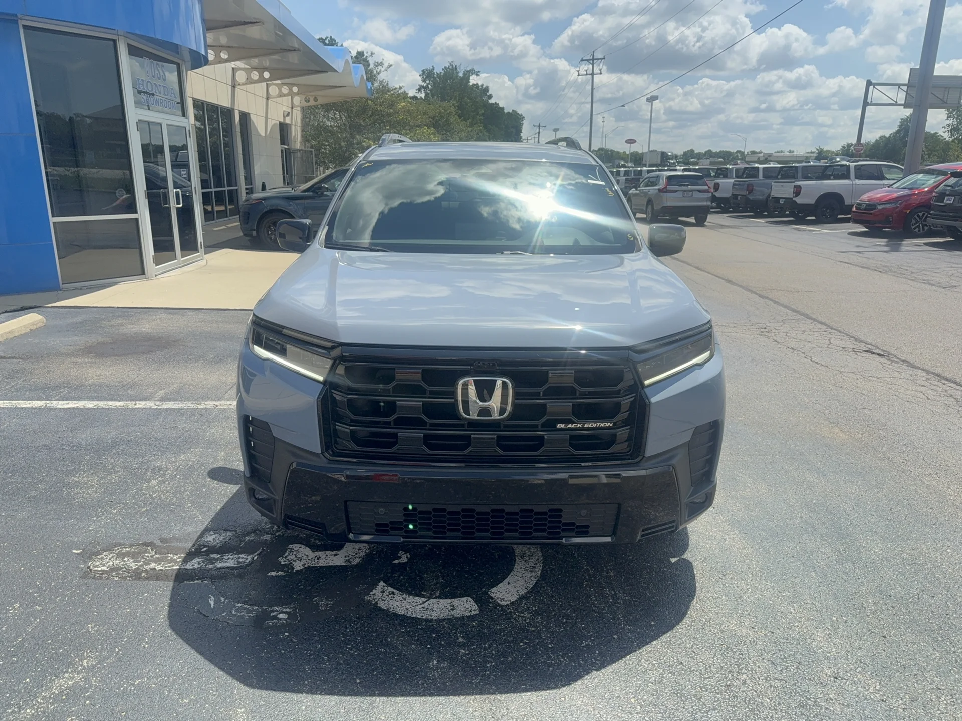 New 2026 Sonic Gray Pearl Honda Black Edition image 2