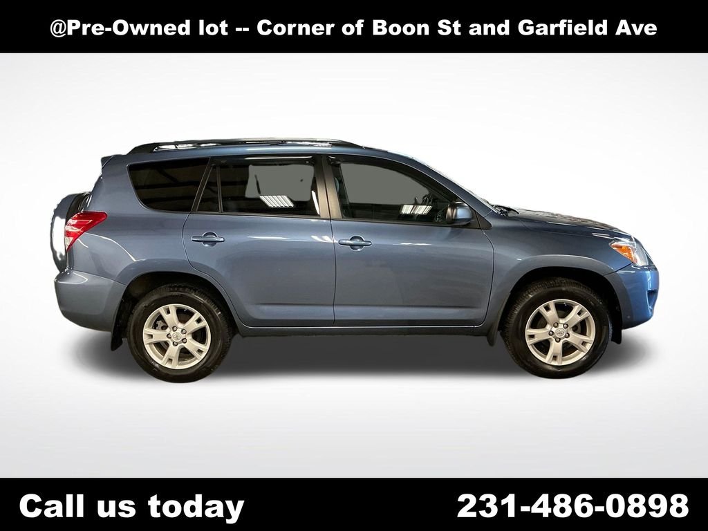 Used 2012 Blue Toyota Base image 6