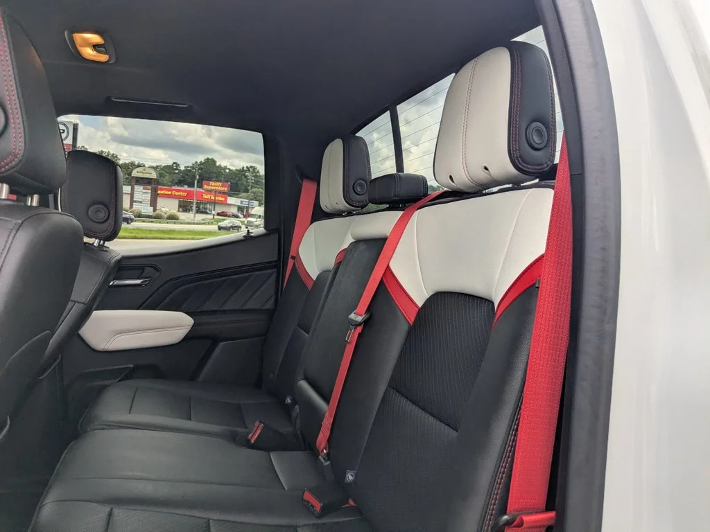 Used 2023 Summit White GMC 4WD AT4X image 26